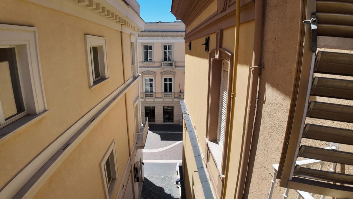 Casa Manu Nuovo Appartamento In Centro Storico Беневенто Екстер'єр фото